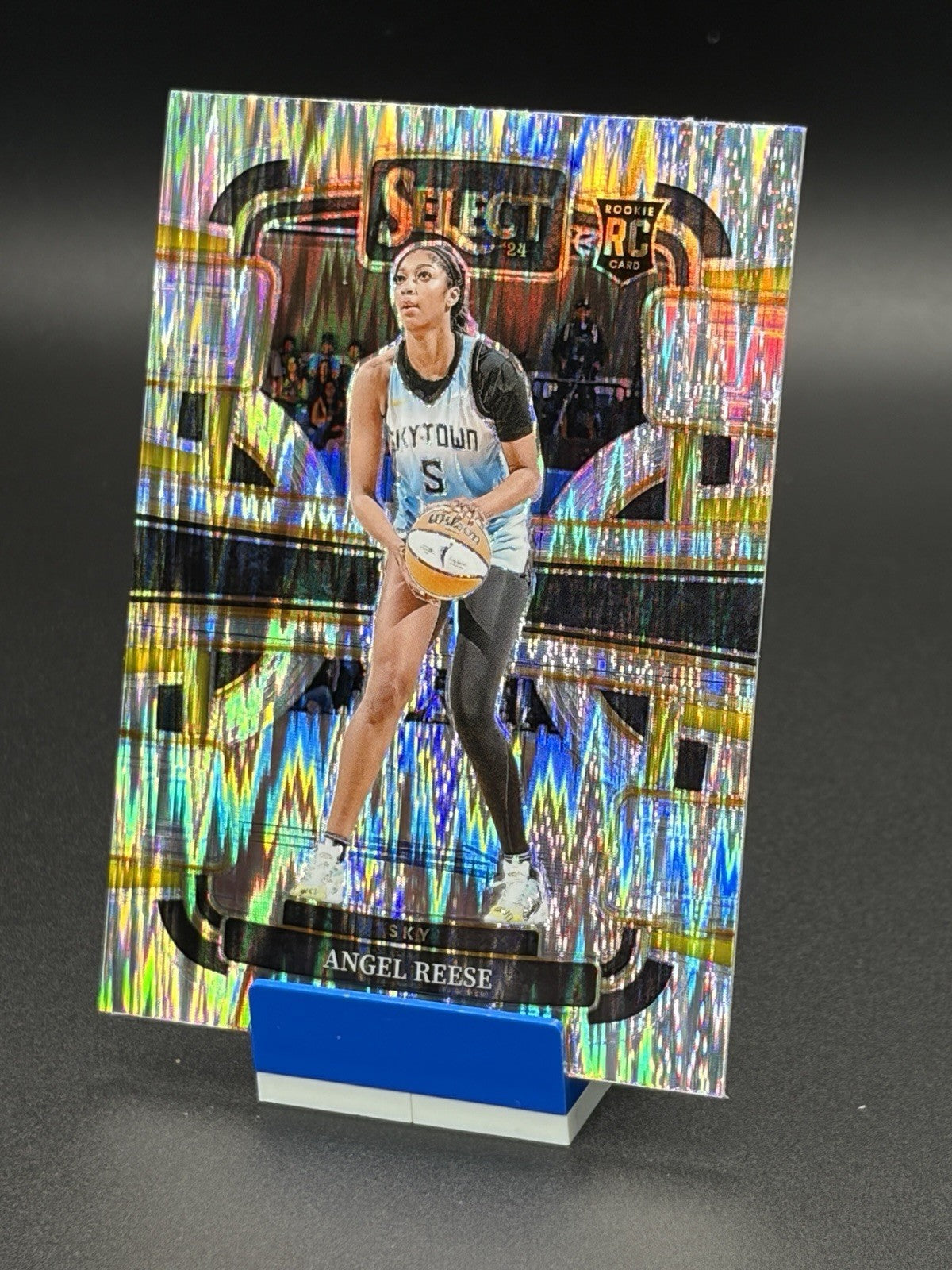 Angel Reese [Silver Flash Prizm] #5 [Rookie] 2024 Panini Select WNBA0