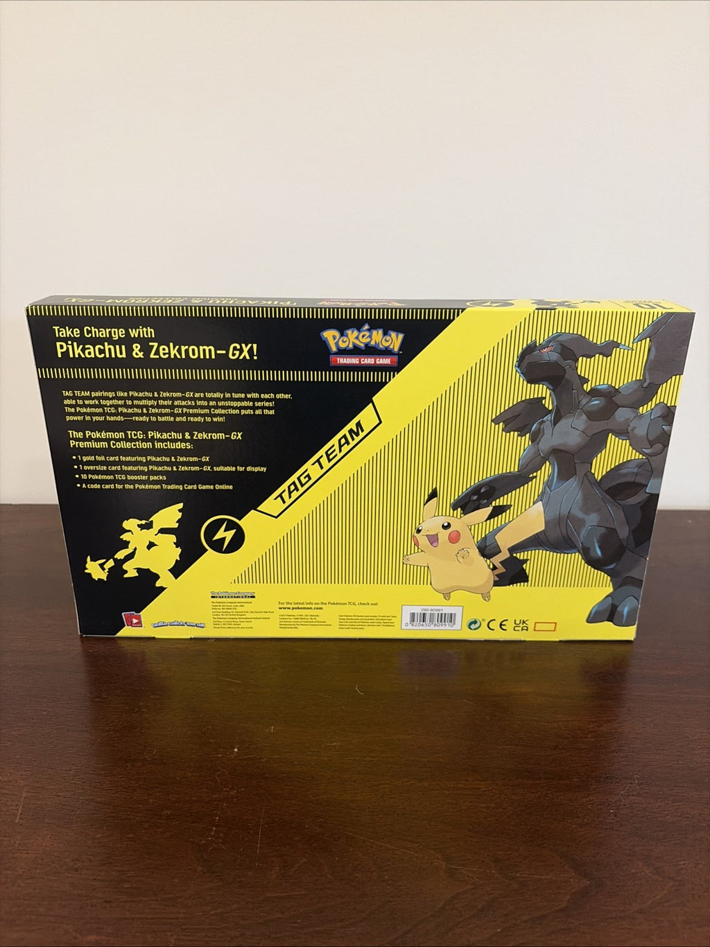 Pokémon TCG - Pikachu & Zekrom GX Premium Collection Box 3x Evolving1