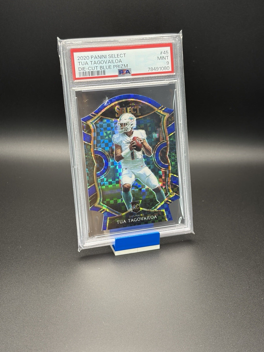 2020 Panini Select Concourse Blue Prizm Die-Cut (RC) Tua Tagovailoa #45 - PSA 90
