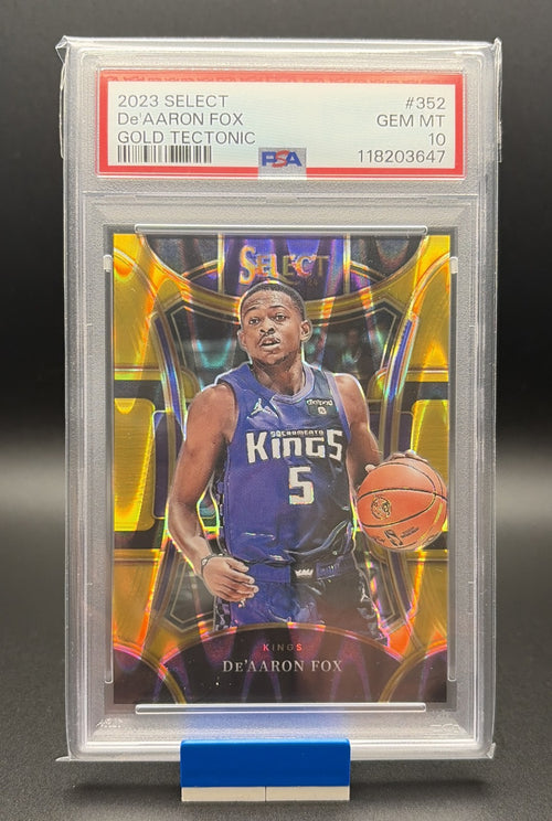 2023-24 Panini Select - Mezzanine Lvl De'Aaron Fox #352 Gold Tectonic Prizm /100