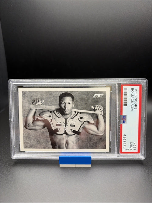 1990 Score - Bo Jackson #697 PSA 90